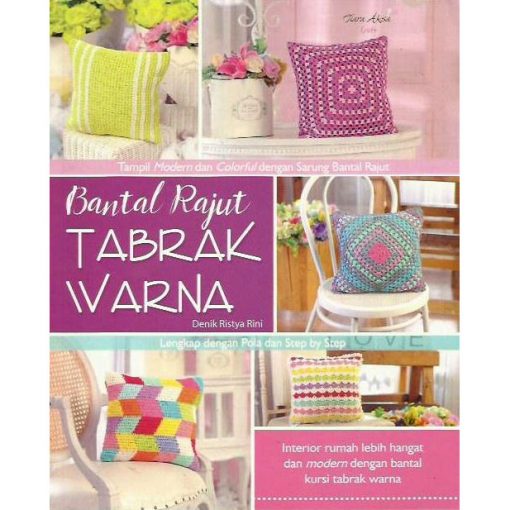 Buku-Bantal-Rajut-Tabrak-Warna